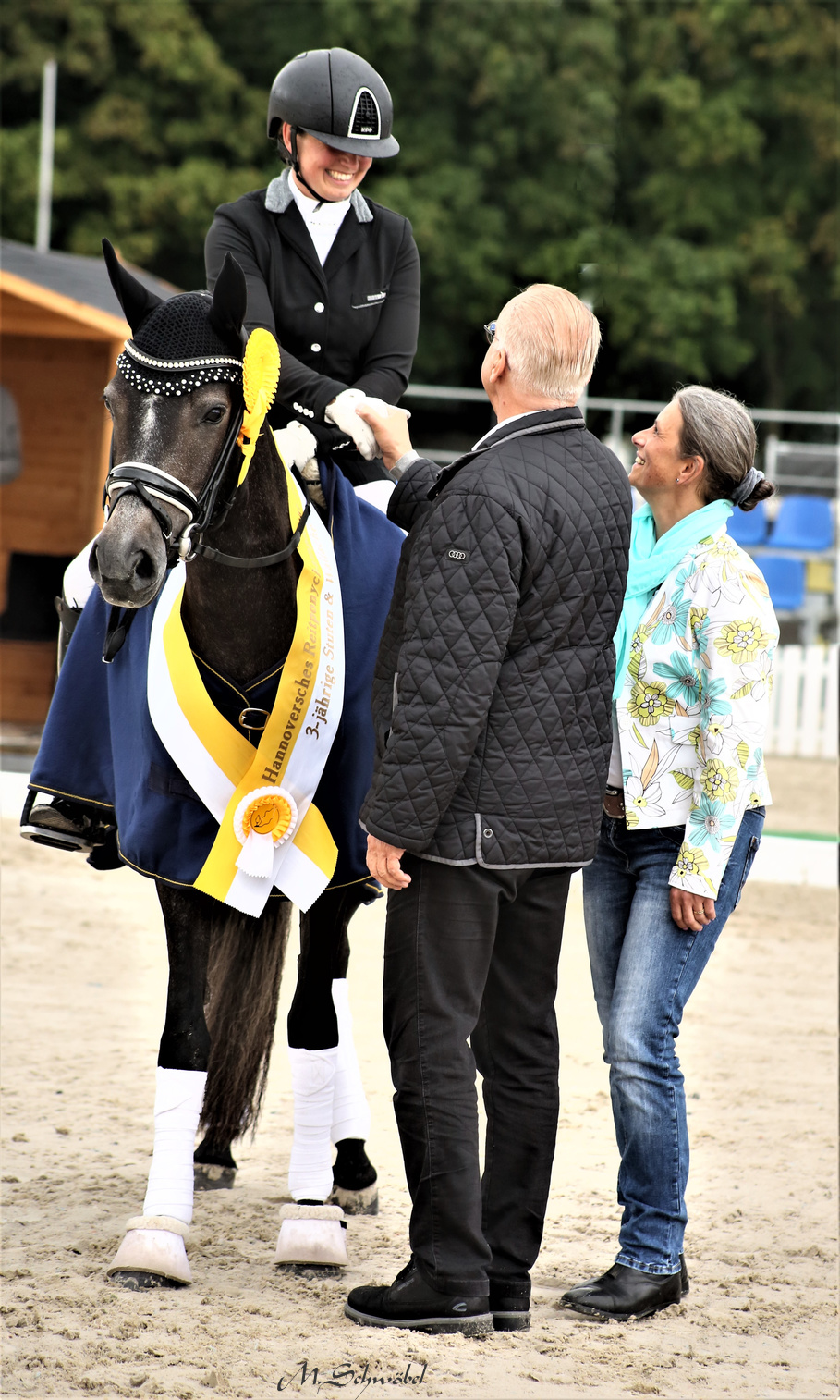 01 H Viva la Revoluti Sieger 3 jährige S u W co schwoebel 7 Kopie
